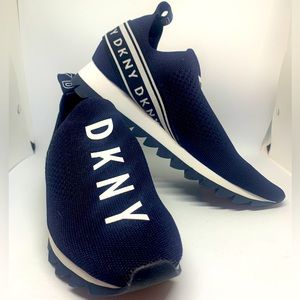 DKNY womens lightweight slip on Fashion sneaker